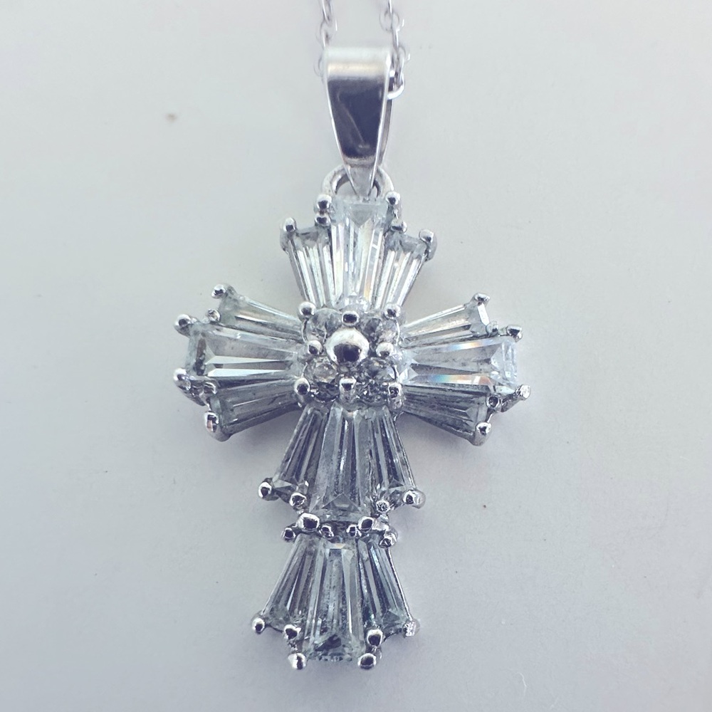 Silver Colored Rhinestone Cross 20” Chain - Picture 3 of 7
